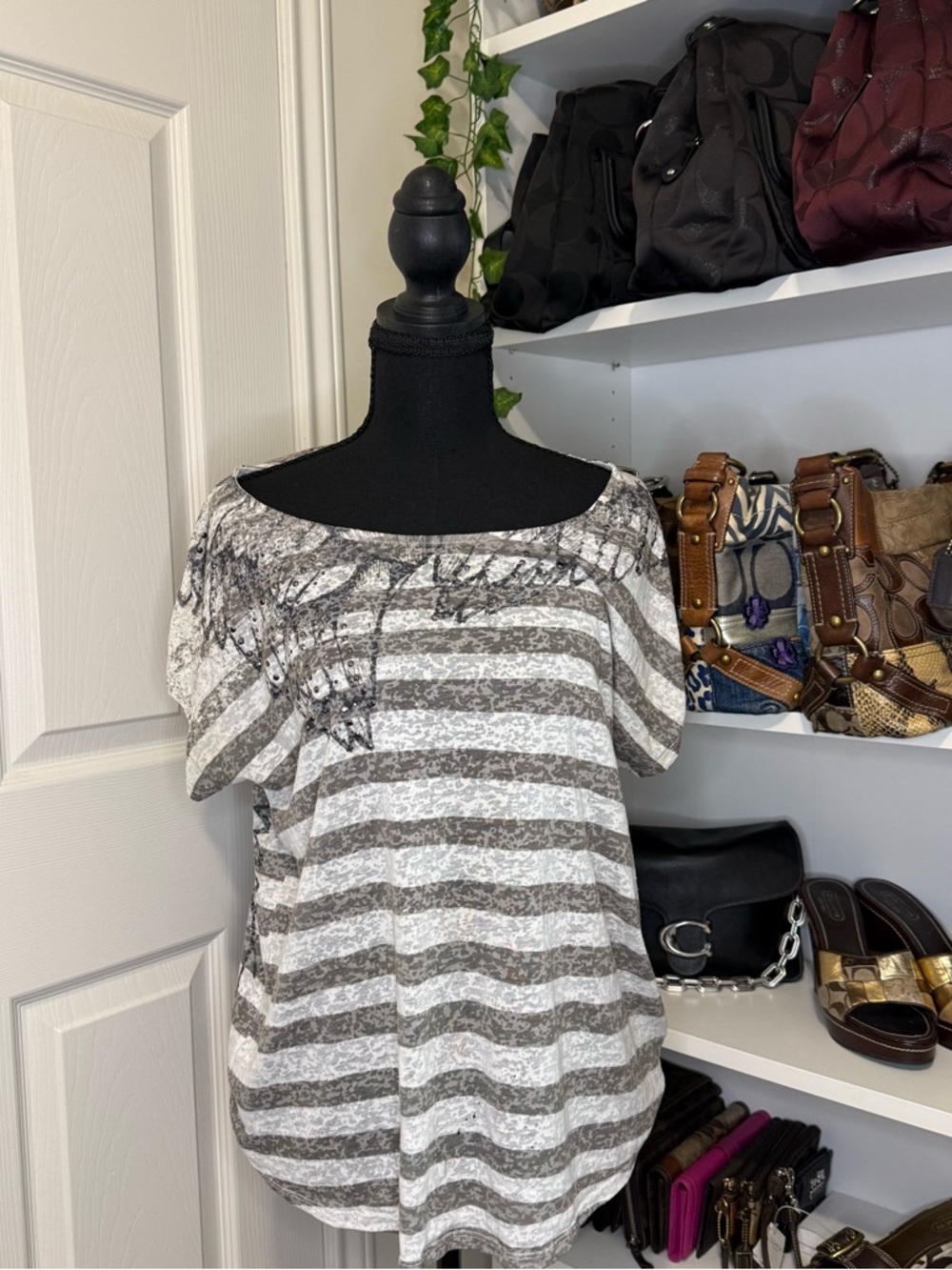 Rock & Republic Gray and White Striped Short Sleeve Tee